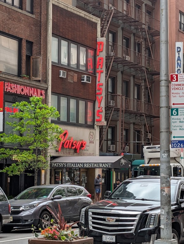 Patsy's Italian Restaurant 2