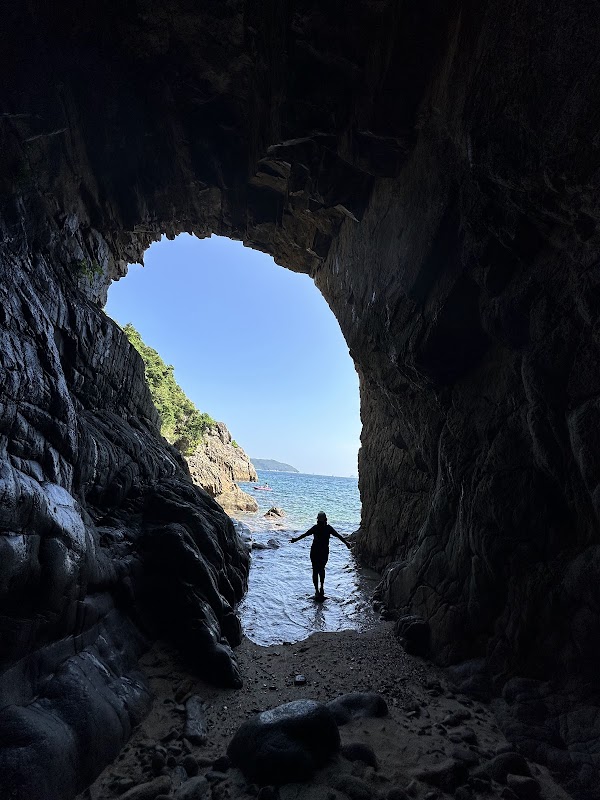 Elephant Trunk Cave 3