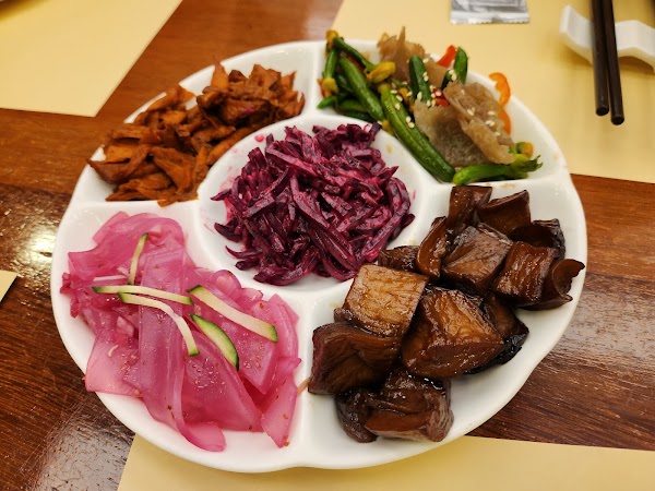 Chi Lin Vegetarian 6