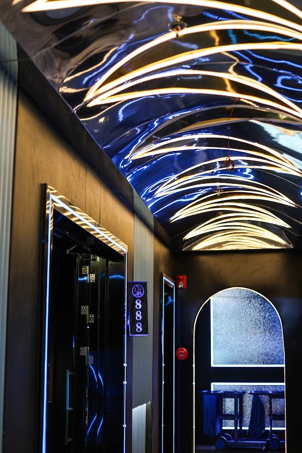 Ship Port Restaurant 大船入港