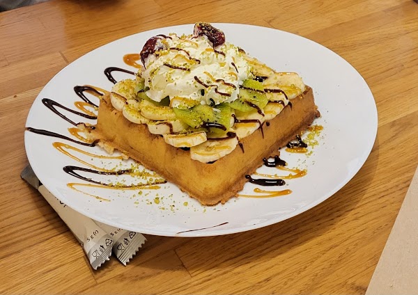 Rabbit Hole Cafe/Restaurant 4