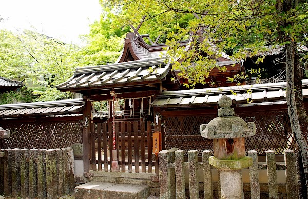 Imamiya Shrine 3