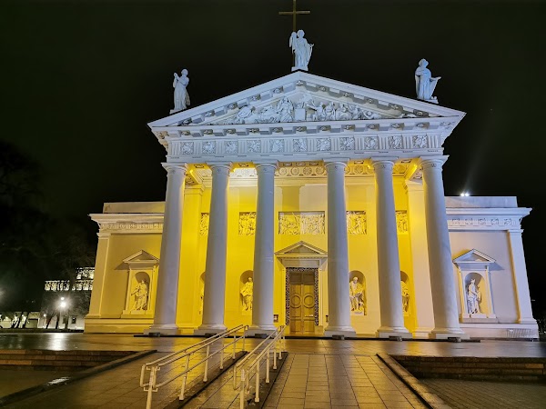 Vilnius Cathedral 6