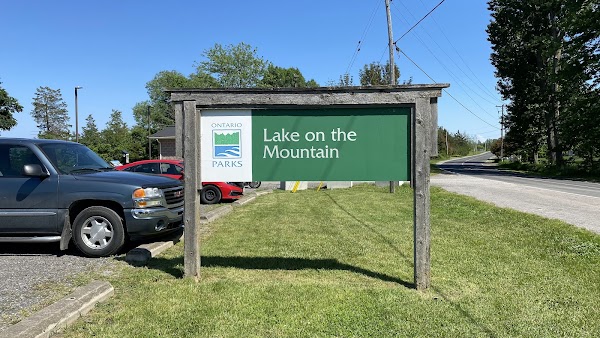 Lake on the Mountain Provincial Park 2