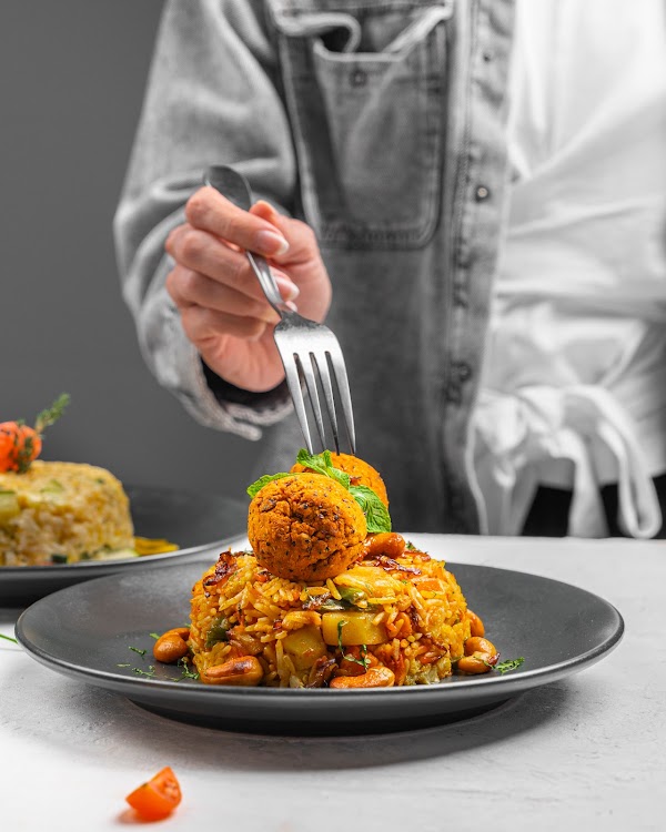 Low Calories & Chef Gourmet - Business Bay 5