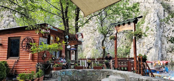 Canyon Matka Hotel & Restaurant