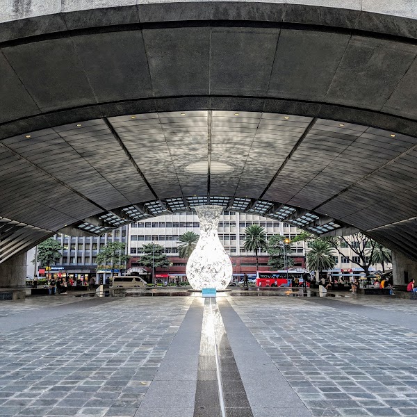 Ayala Triangle Gardens 4