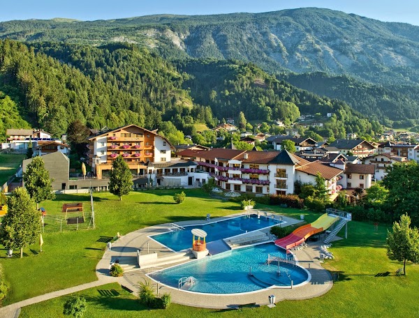 Hotel Schwarzbrunn 1