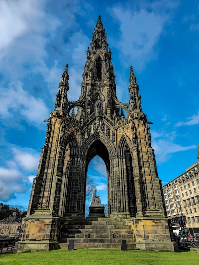 Scott Monument 1
