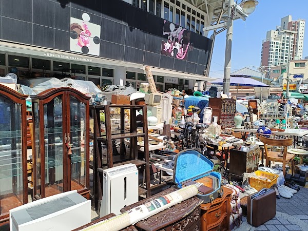 Seoul Folk Flea Market