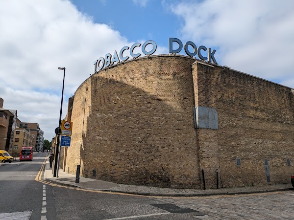 Tobacco Dock 4