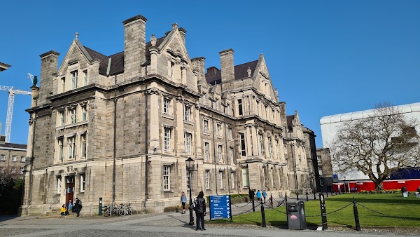 Trinity College Dublin 4