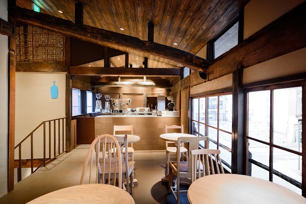 Blue Bottle Coffee - Kyoto Rokkaku Cafe