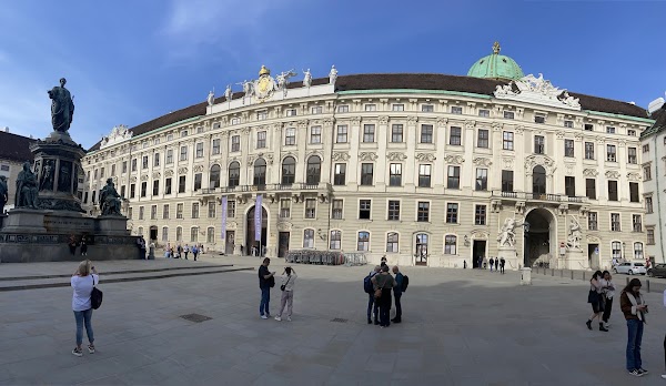 Hofburg 5