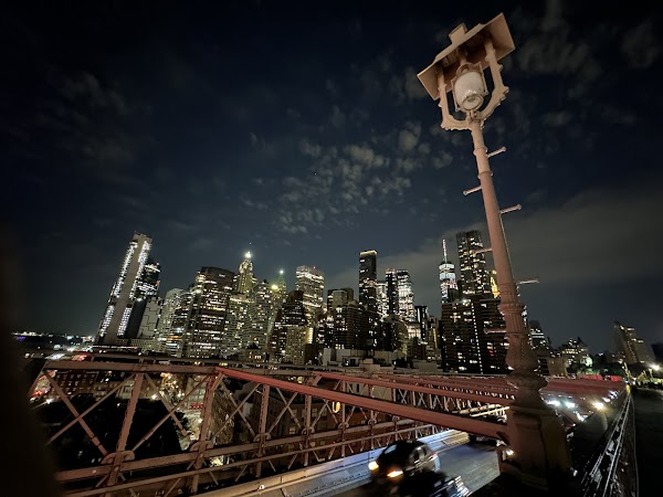 Brooklyn Bridge Promenade 4