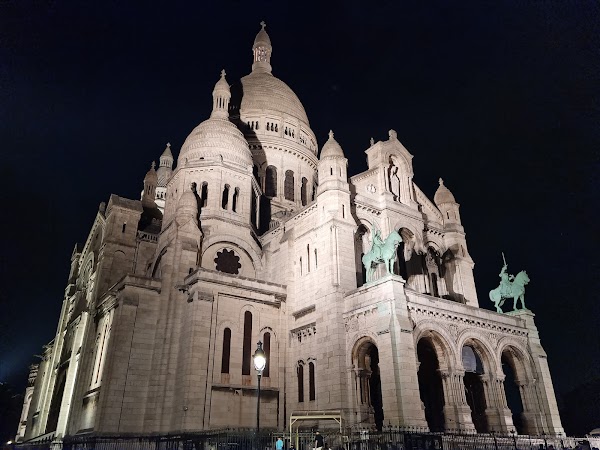 The Basilica of Sacré-Cœur de Montmartre 5