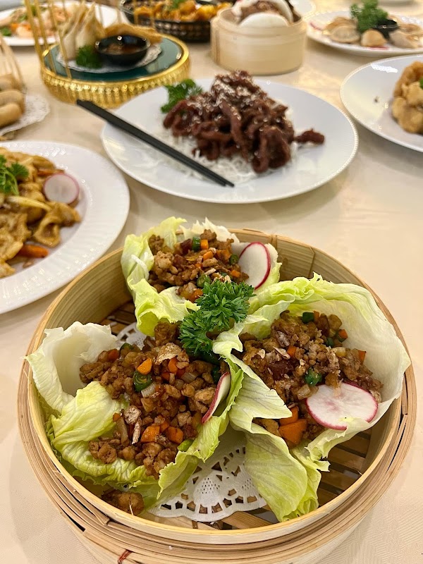 Reunion Garden Asian Fusion Restaurant 4