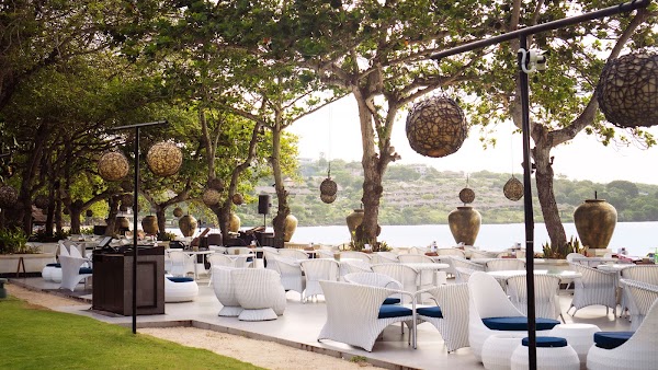 Sunset Beach Bar & Grill