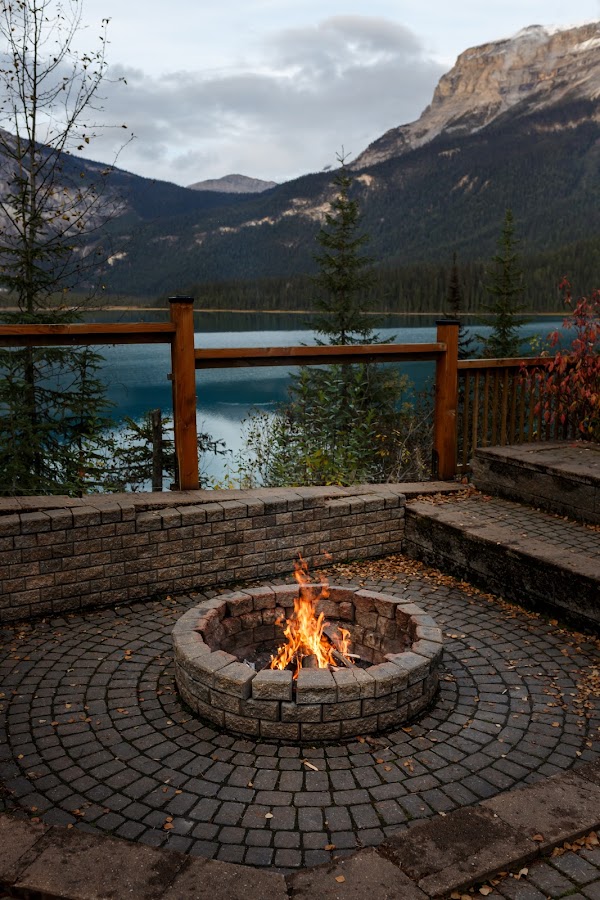Emerald Lake Lodge