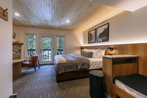 Emerald Lake Lodge 5