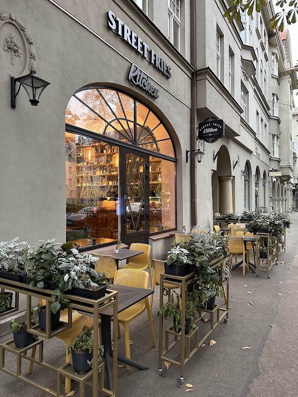 Street Fries Kitchen 1