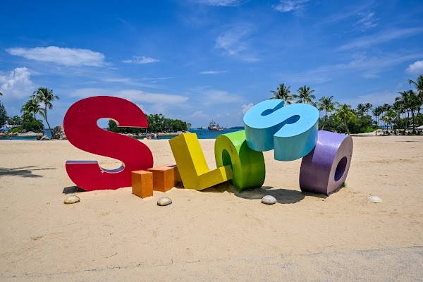 Sentosa Siloso Beach 4