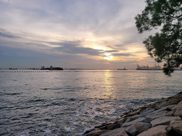 Sentosa Siloso Beach 2