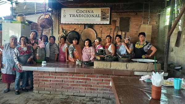 Nana Vira Traditional Cuisine 3