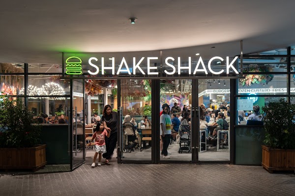 Shake Shack Gardens by the Bay