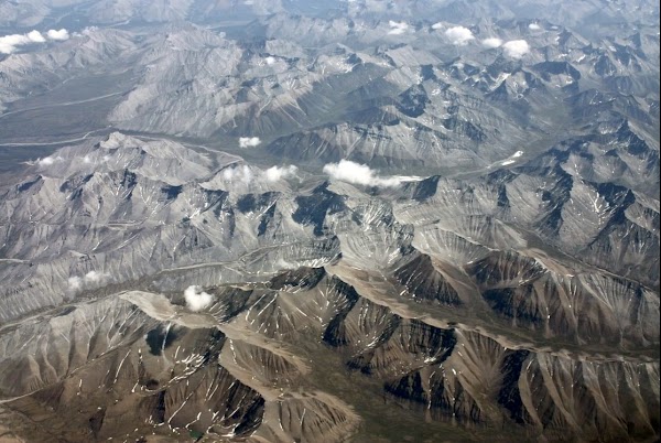Mackenzie Mountains 1