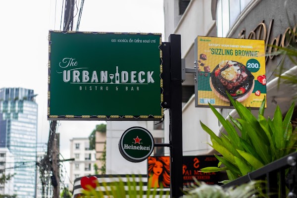 The Urban Deck Bistro & Bar 3