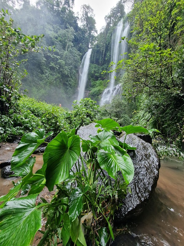 SEKUMPUL WATERFALL OFFICIAL (POST 1)