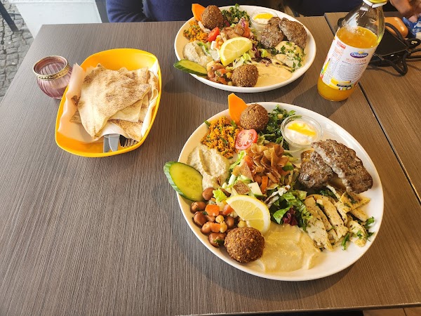 Ranush Orient Restaurant 6