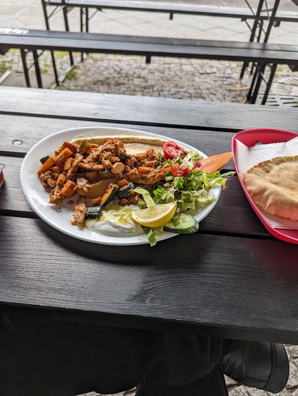 Ranush Orient Restaurant 5