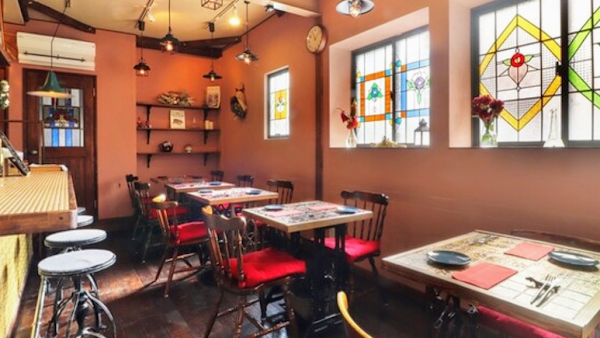 Bistro MOUSQUETON ビストロ ムースケトン【隠れ家ビストロ 大阪・南船場 】 1