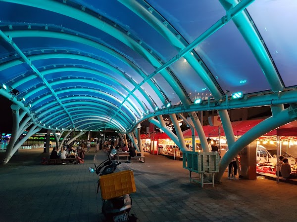 Yeosu romantic carriage street 5