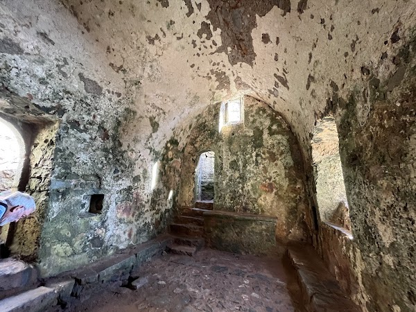 Saint Govan's Chapel 4