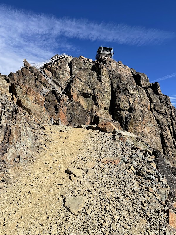 Sierra Buttes Fire Lookout 2