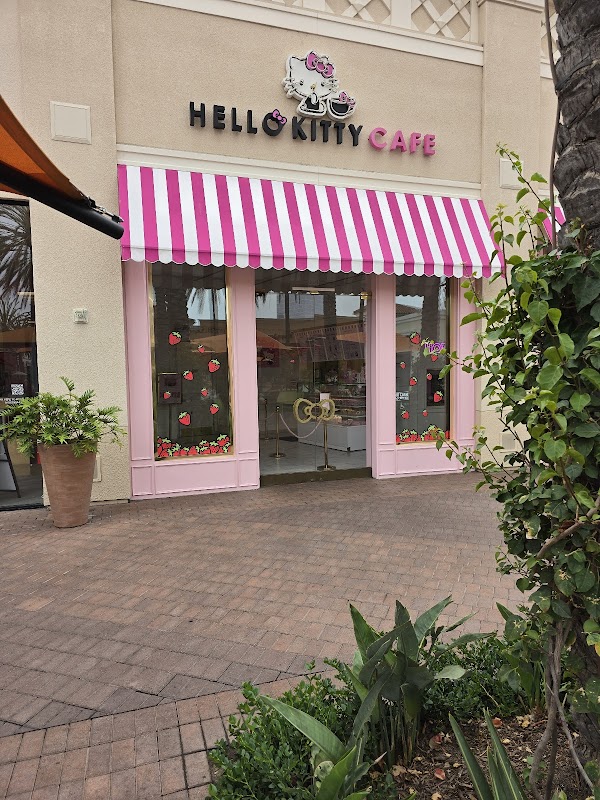 Hello Kitty Café