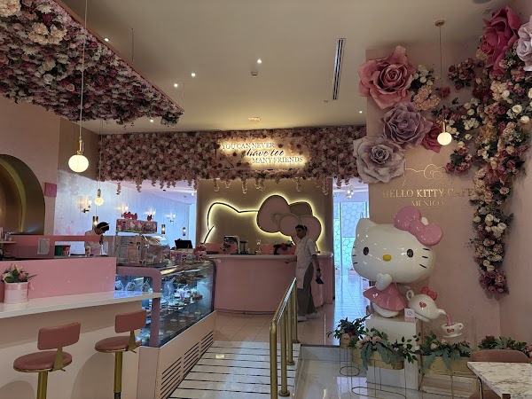 Hello Kitty® Café 2
