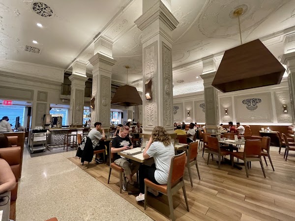 Friedman’s At The Edison