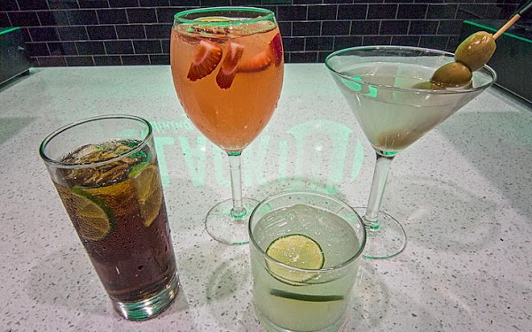 BLACKOUT Dining in the Dark 5