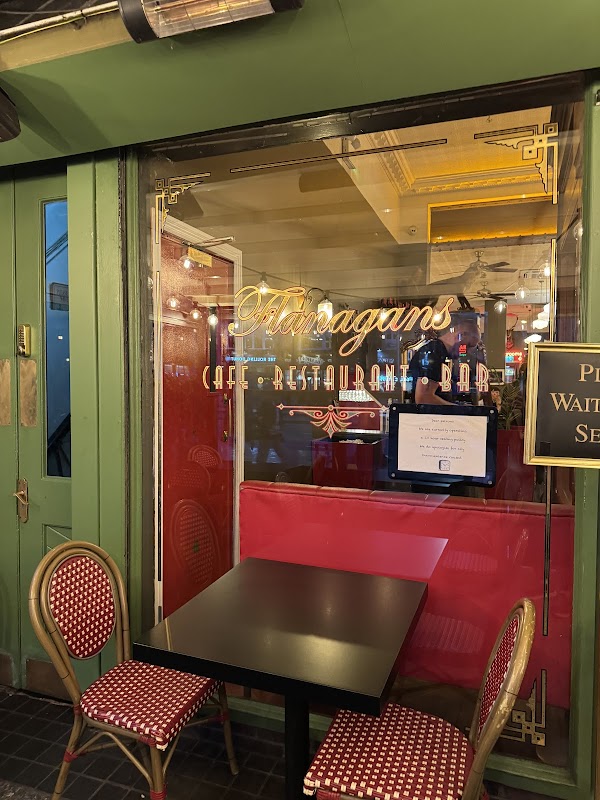 Flanagan's Bar & Restaurant 2