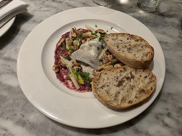 Côte St Martin's Lane 4