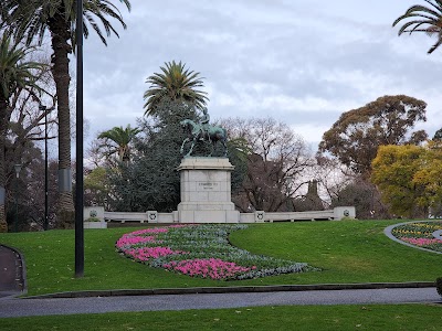 Queen Victoria Gardens 2