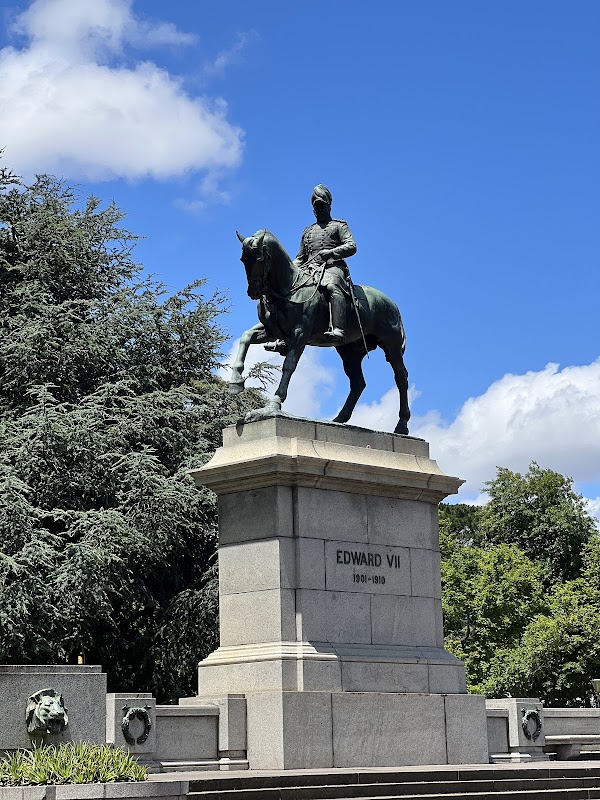 Queen Victoria Gardens 4