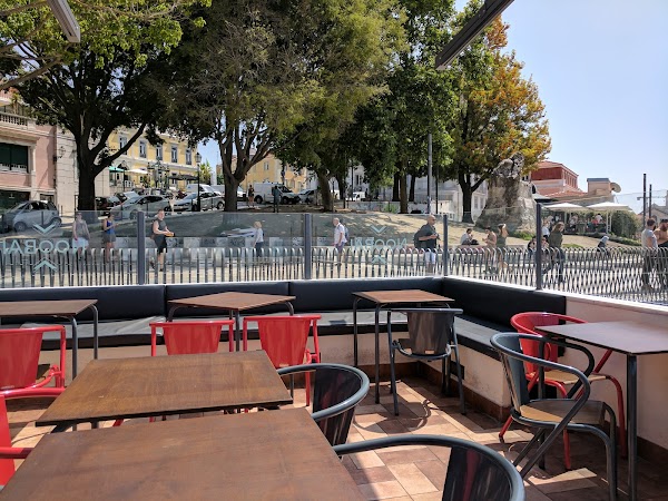 Noobai - Rooftop Bar e Restaurante