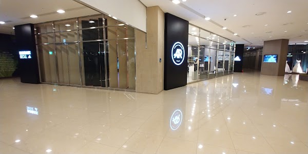 Adidas Runbase Seoul