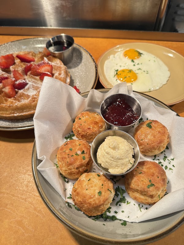 Barrel House Restaurant and Bar 3