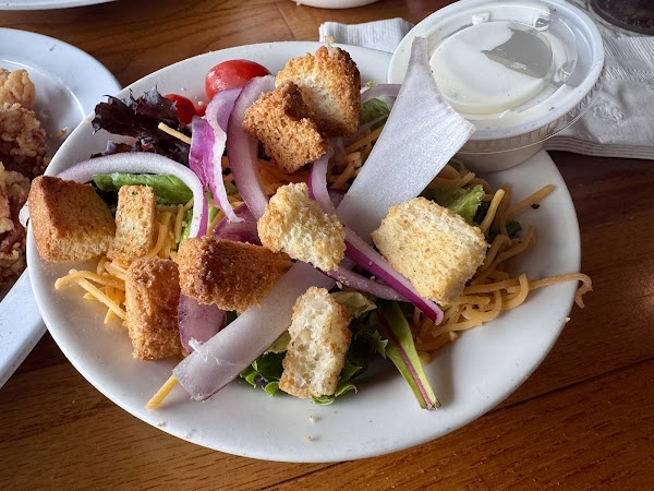 Friendly Fisherman Restaurant 4